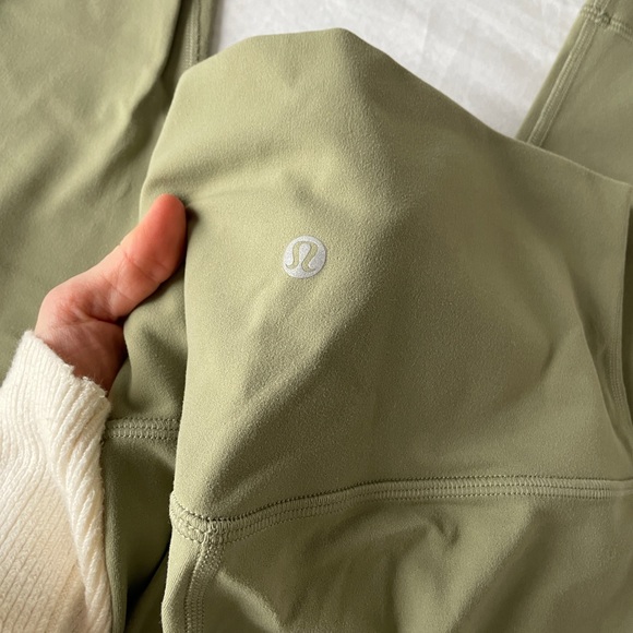 Lululemon Aligns - Picture 4 of 6